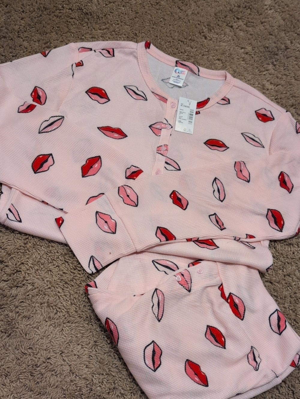 Tween Sugar & Jade  Pink Lip-Print Pajama Set